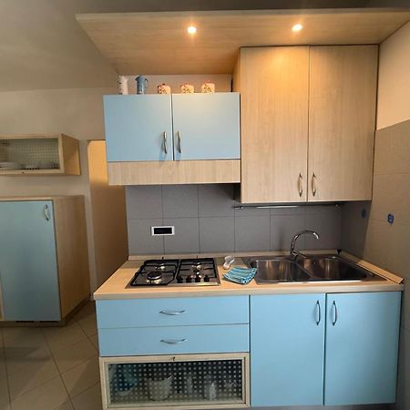 Gracious Apartment Located In The Heart Of Lignano Lignano Sabbiadoro Buitenkant foto