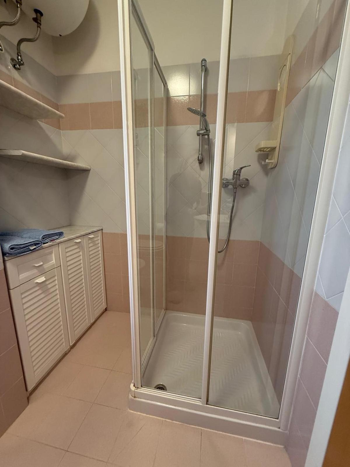 Gracious Apartment Located In The Heart Of Lignano Lignano Sabbiadoro Buitenkant foto