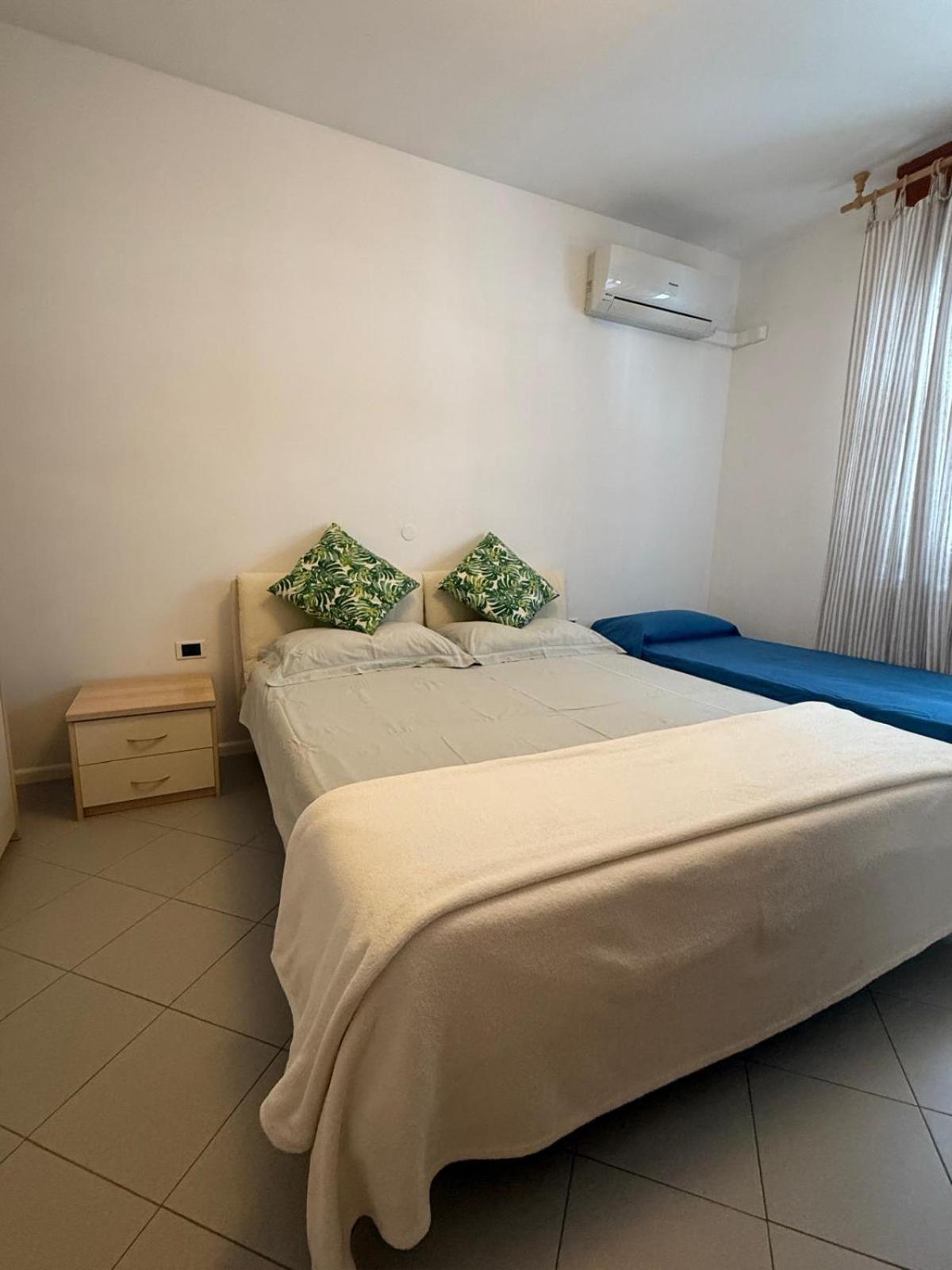 Gracious Apartment Located In The Heart Of Lignano Lignano Sabbiadoro Buitenkant foto