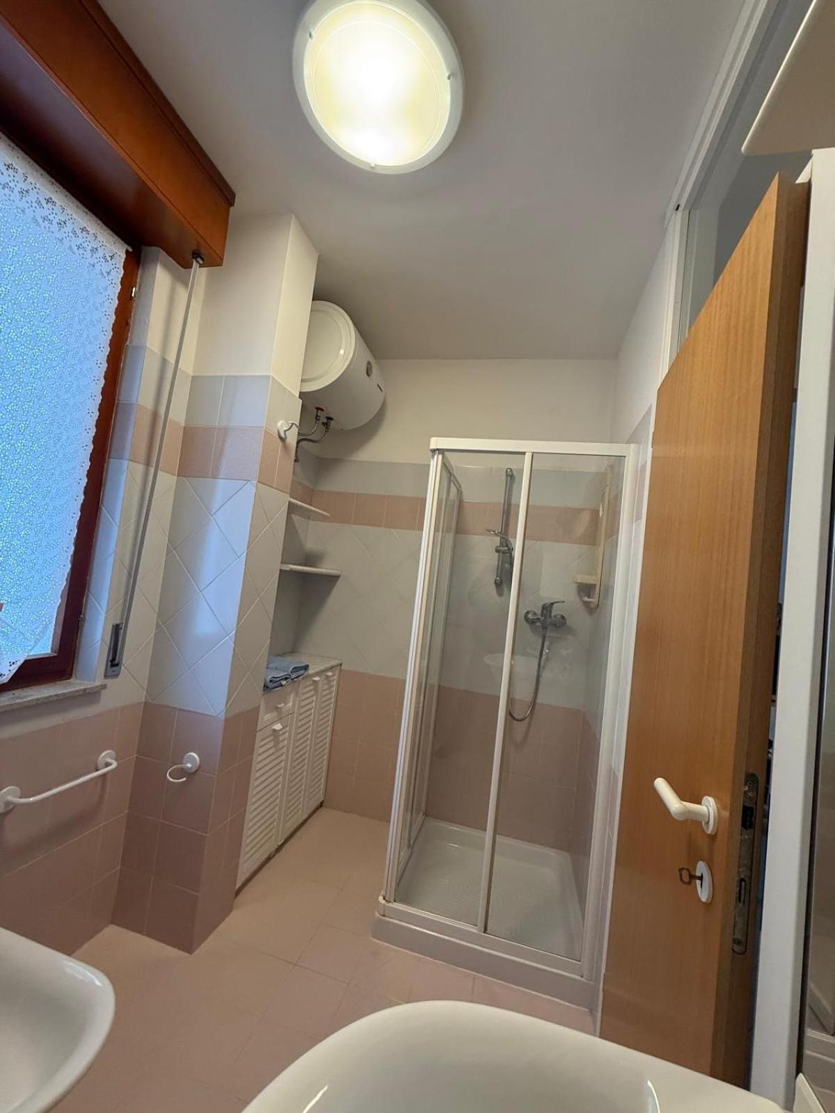 Gracious Apartment Located In The Heart Of Lignano Lignano Sabbiadoro Buitenkant foto
