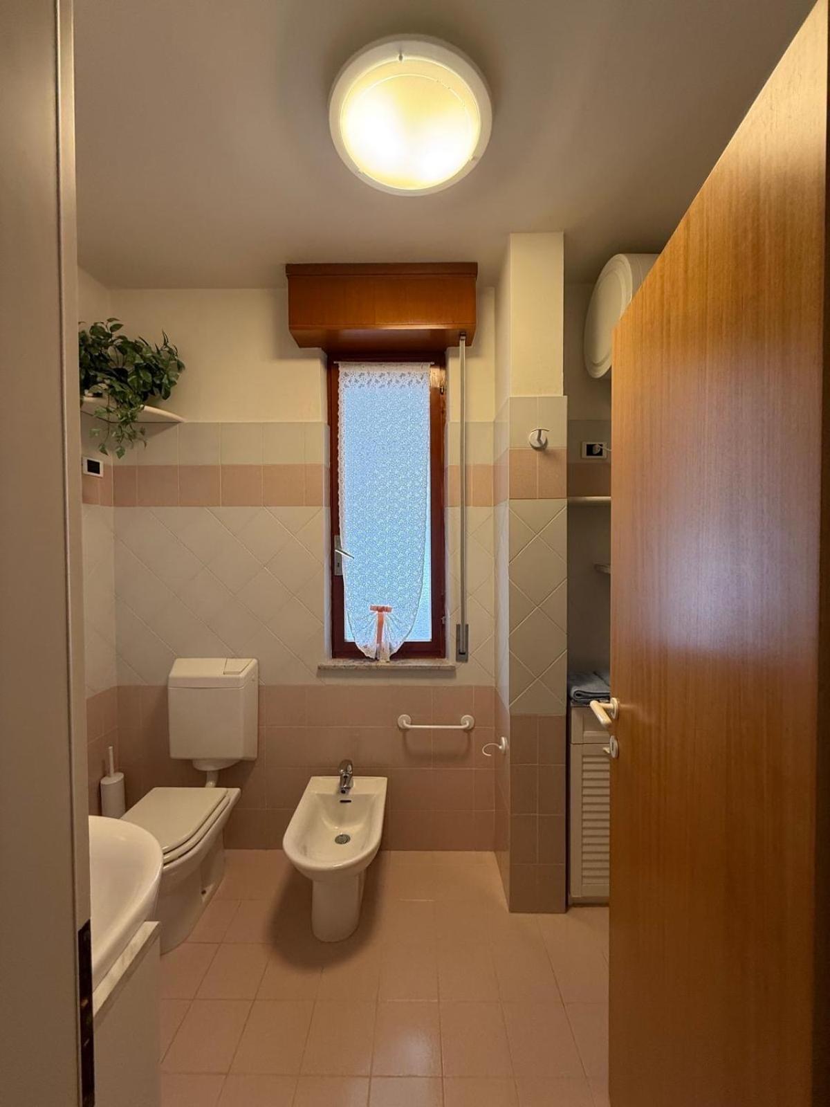 Gracious Apartment Located In The Heart Of Lignano Lignano Sabbiadoro Buitenkant foto
